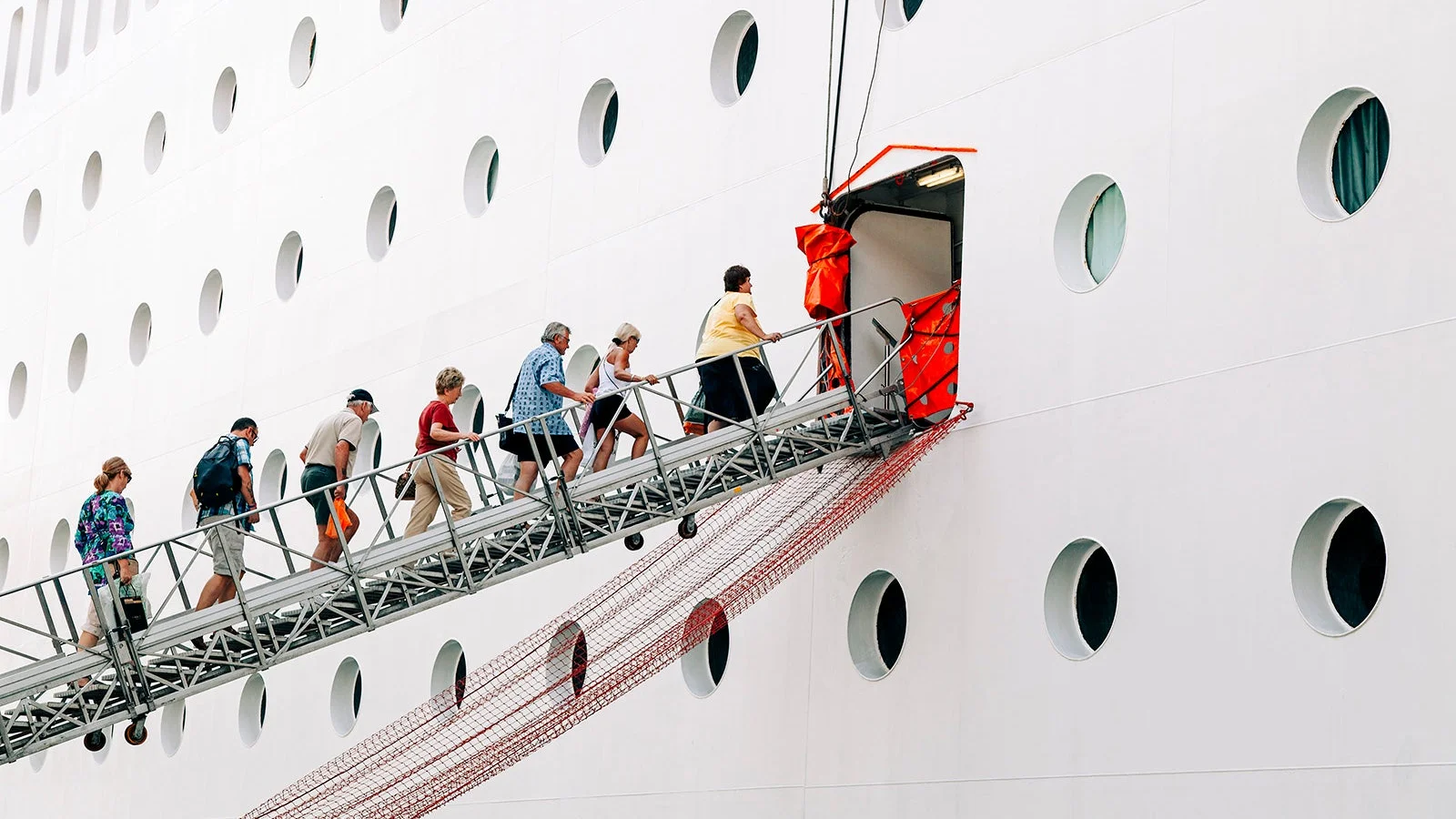 Cruise Ship Supply